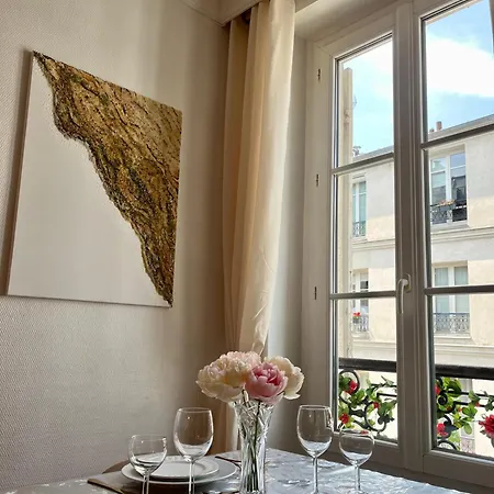 Apartment Magnifique 2p Avec Vue Sur Le Sacre Coeur Paris